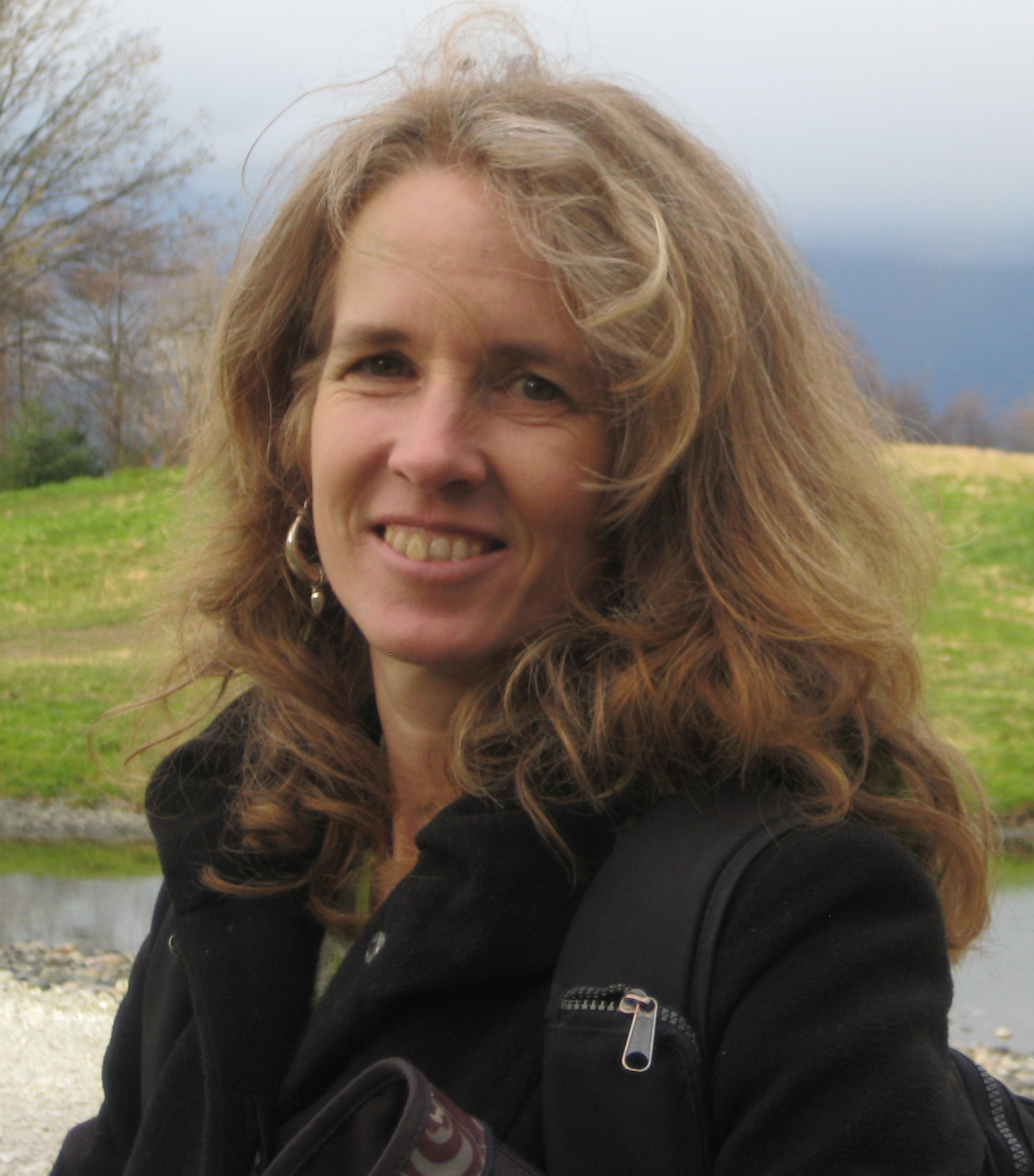 Dr. Marion Benz